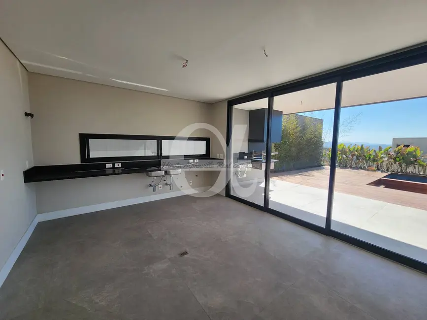 Casa com 4 quartos à venda, 550m2 em Alphaville, Santana De Parnaiba - SP - imagem 8 Foto 8 de Casa com 4 quartos à venda, 550m2 em Alphaville, Santana De Parnaiba - SP