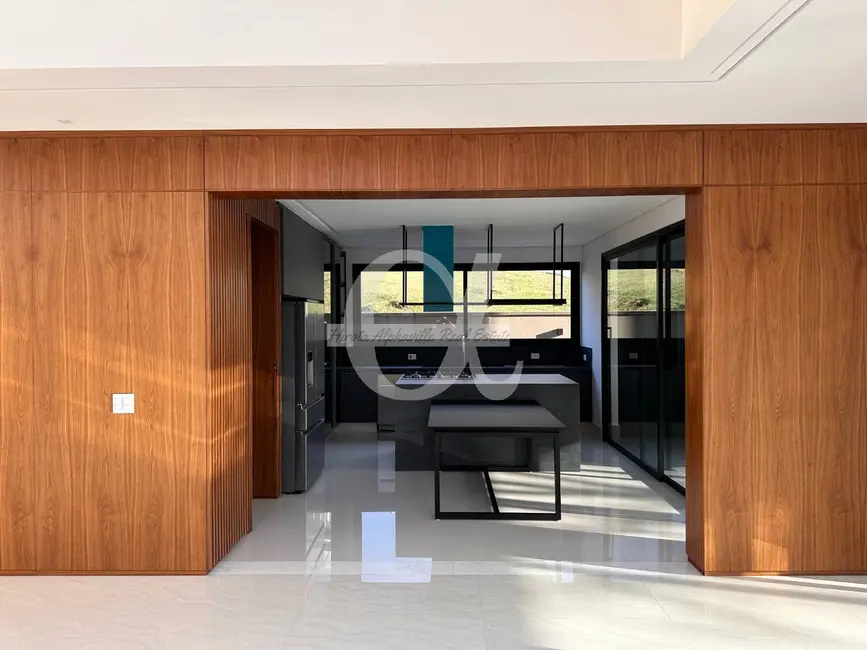 Casa com 4 quartos à venda, 482m2 em Alphaville, Santana De Parnaiba - SP - imagem 3 Foto 3 de Casa com 4 quartos à venda, 482m2 em Alphaville, Santana De Parnaiba - SP