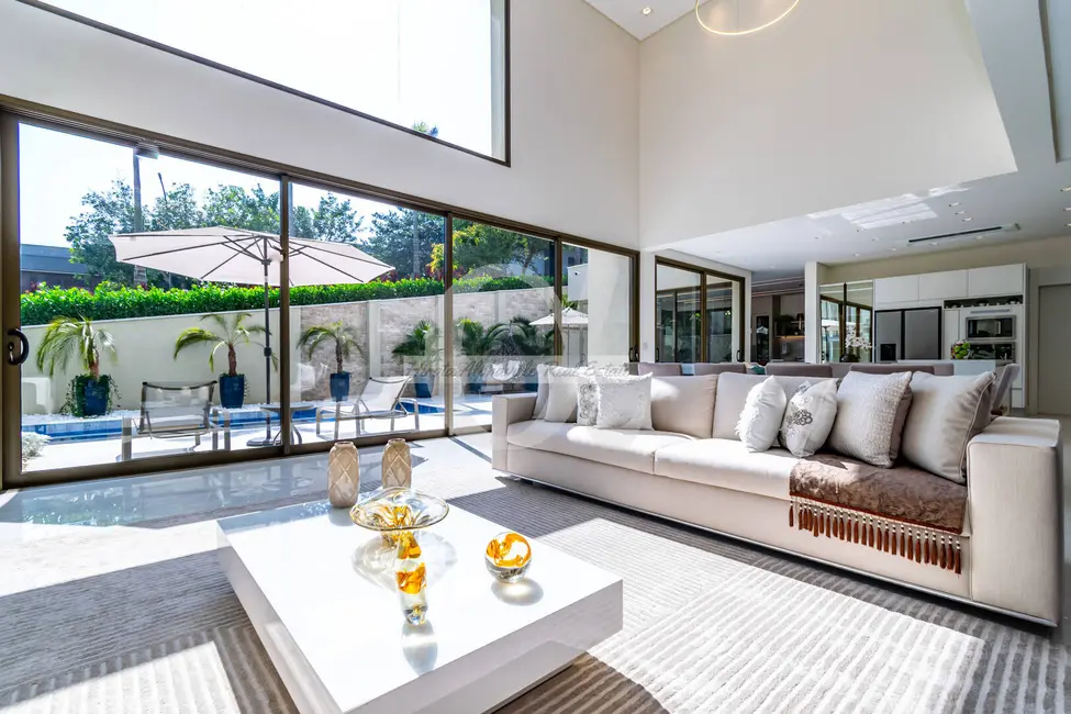 Foto 2 de Casa com 3 quartos à venda, 500m2 em Alphaville, Santana De Parnaiba - SP