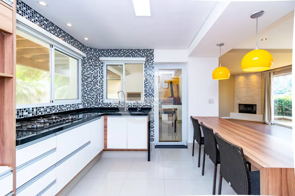 Foto 1 de Casa com 3 quartos à venda, 245m2 em Alphaville, Santana De Parnaiba - SP
