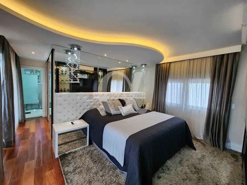 Foto 4 de Casa com 5 quartos à venda, 739m2 em Tamboré, Santana De Parnaiba - SP