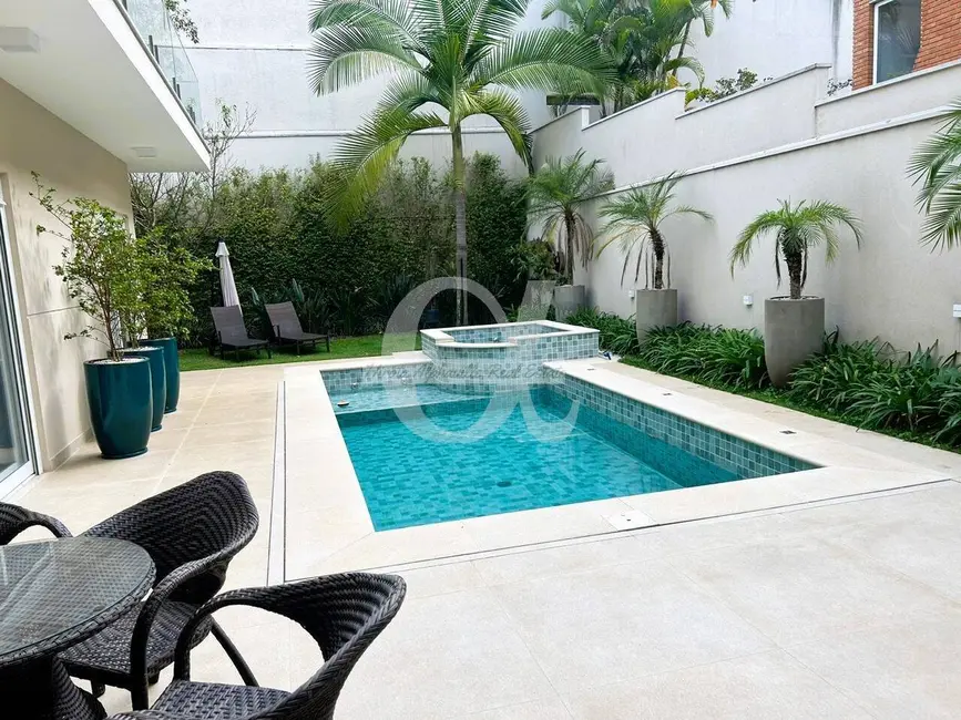 Foto 2 de Casa com 5 quartos à venda, 748m2 em Alphaville Residencial Um, Barueri - SP