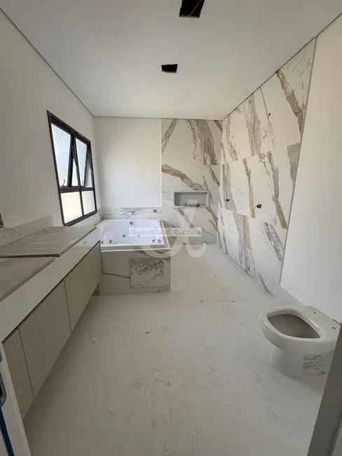 Casa com 4 quartos à venda, 420m2 em Tamboré, Santana De Parnaiba - SP - imagem 2 Foto 2 de Casa com 4 quartos à venda, 420m2 em Tamboré, Santana De Parnaiba - SP