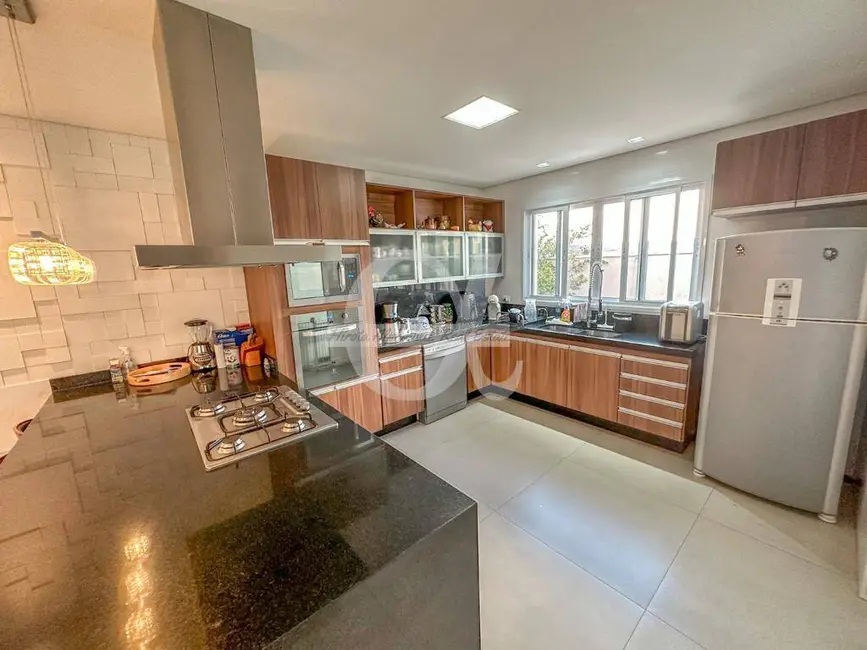 Foto 9 de Casa com 4 quartos à venda, 350m2 em Alphaville Residencial Um, Barueri - SP