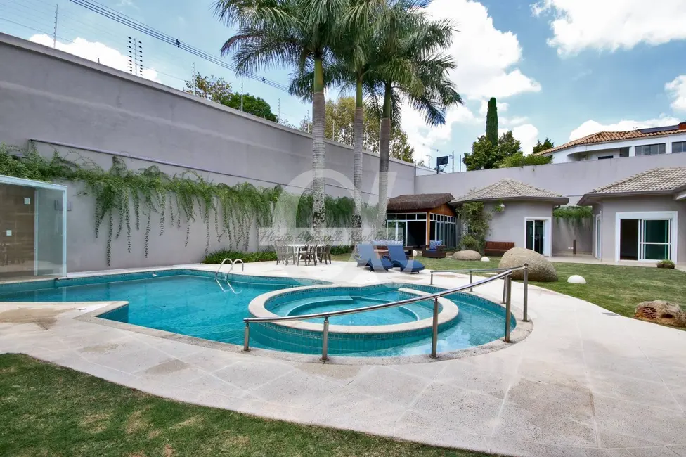 Foto 3 de Casa com 5 quartos à venda, 709m2 em Alphaville Residencial Um, Barueri - SP