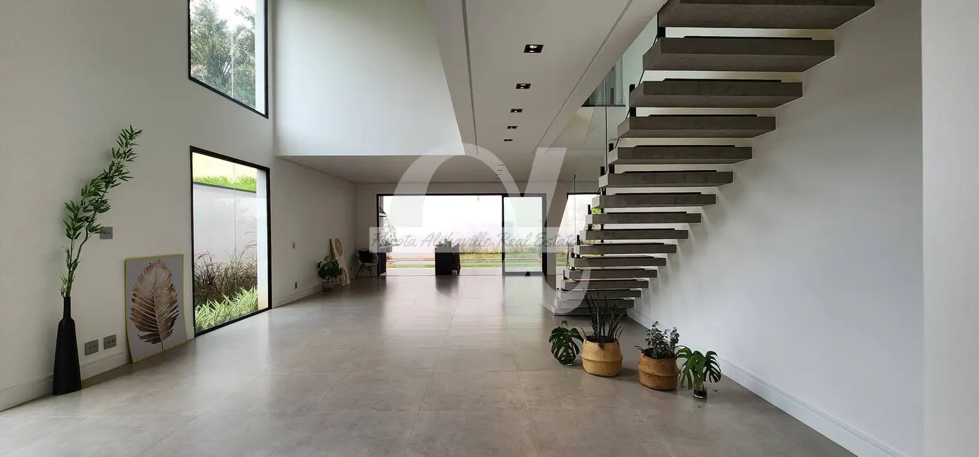 Casa com 4 quartos à venda, 399m2 em Alphaville, Santana De Parnaiba - SP - imagem 6 Foto 6 de Casa com 4 quartos à venda, 399m2 em Alphaville, Santana De Parnaiba - SP