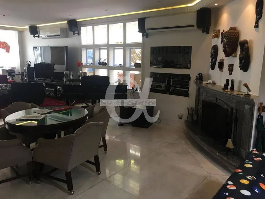 Foto 3 de Casa com 6 quartos à venda e para alugar, 620m2 em Alphaville, Santana De Parnaiba - SP