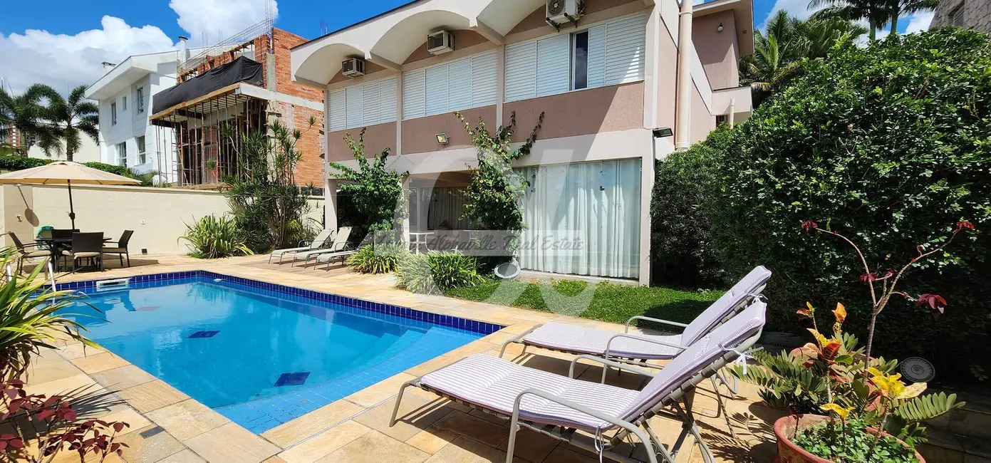 Foto 2 de Casa com 4 quartos à venda, 460m2 em Alphaville Residencial Dois, Barueri - SP