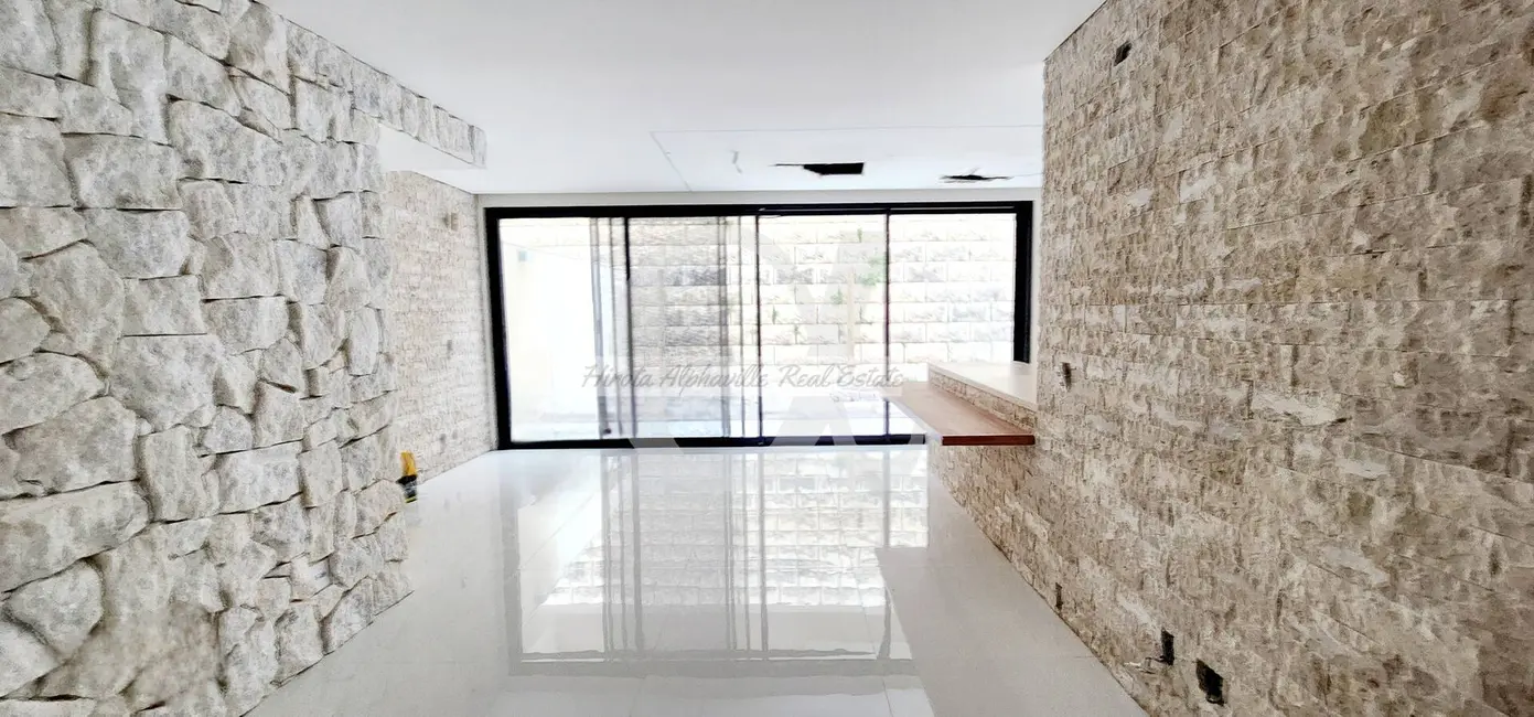 Foto 1 de Casa com 2 quartos à venda, 152m2 em Tanquinho, Santana De Parnaiba - SP