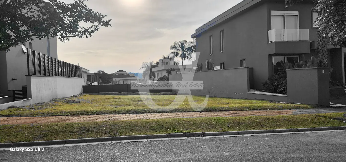 Foto 2 de Lote de Condomínio à venda, 420m2 em Alphaville, Santana De Parnaiba - SP