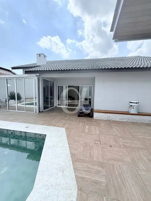 Foto 2 de Casa com 4 quartos à venda, 300m2 em Alphaville, Santana De Parnaiba - SP