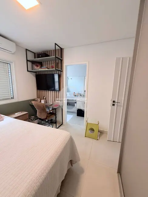 Foto 9 de Casa com 4 quartos à venda, 300m2 em Alphaville, Santana De Parnaiba - SP