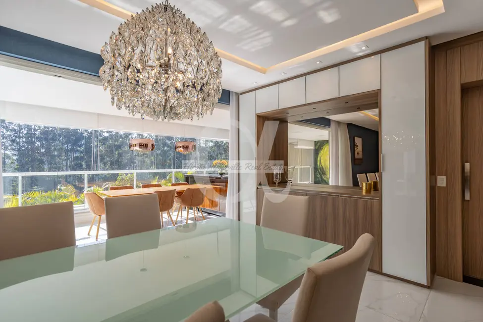 Apartamento com 3 quartos à venda, 224m2 em Tamboré, Santana De Parnaiba - SP - imagem 4 Foto 4 de Apartamento com 3 quartos à venda, 224m2 em Tamboré, Santana De Parnaiba - SP