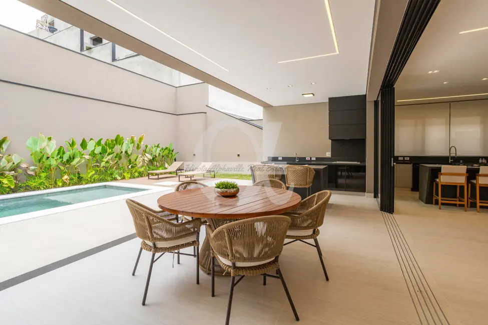 Foto 5 de Casa com 4 quartos à venda, 370m2 em Alphaville, Santana De Parnaiba - SP