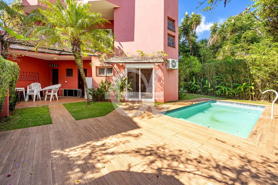 Casa com 4 quartos à venda, 470m2 em Alphaville, Santana De Parnaiba - SP - imagem 4 Foto 4 de Casa com 4 quartos à venda, 470m2 em Alphaville, Santana De Parnaiba - SP