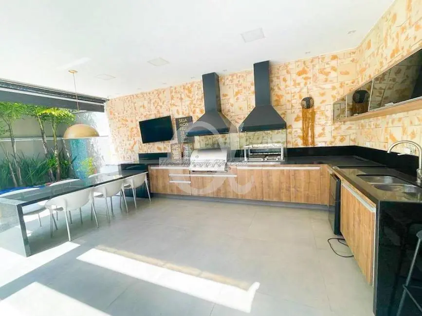 Foto 2 de Casa com 4 quartos à venda e para alugar, 500m2 em Tamboré, Santana De Parnaiba - SP