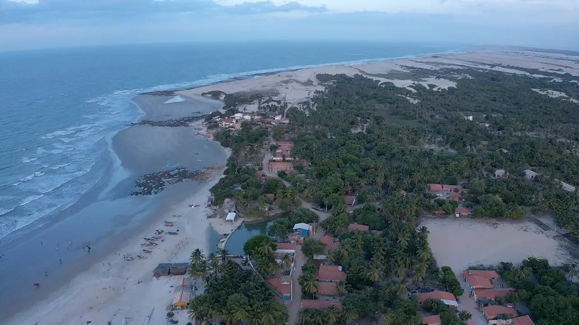 Foto 8 de Terreno / Lote à venda, 3000m2 em Barroquinha - CE