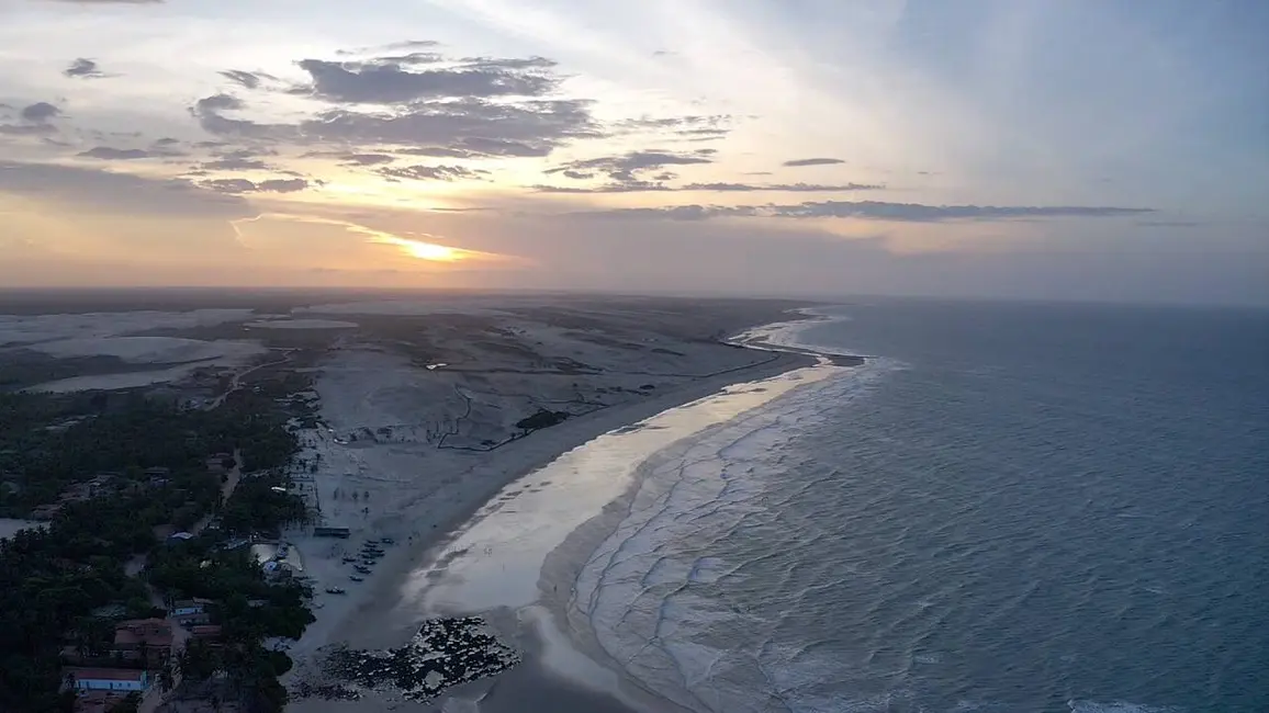 Foto 4 de Terreno / Lote à venda, 3000m2 em Barroquinha - CE