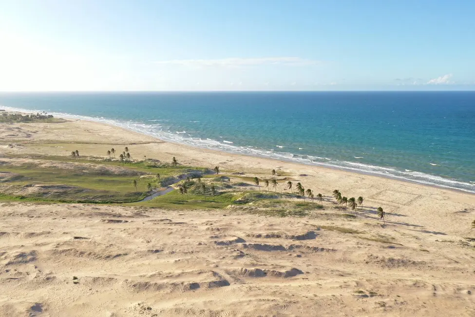 Foto 2 de Terreno / Lote à venda, 450m2 em Trairi - CE