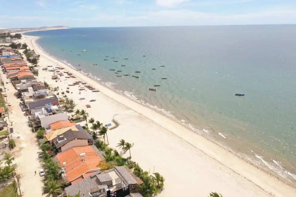 Foto 1 de Terreno / Lote à venda, 16000m2 em Cruz - CE