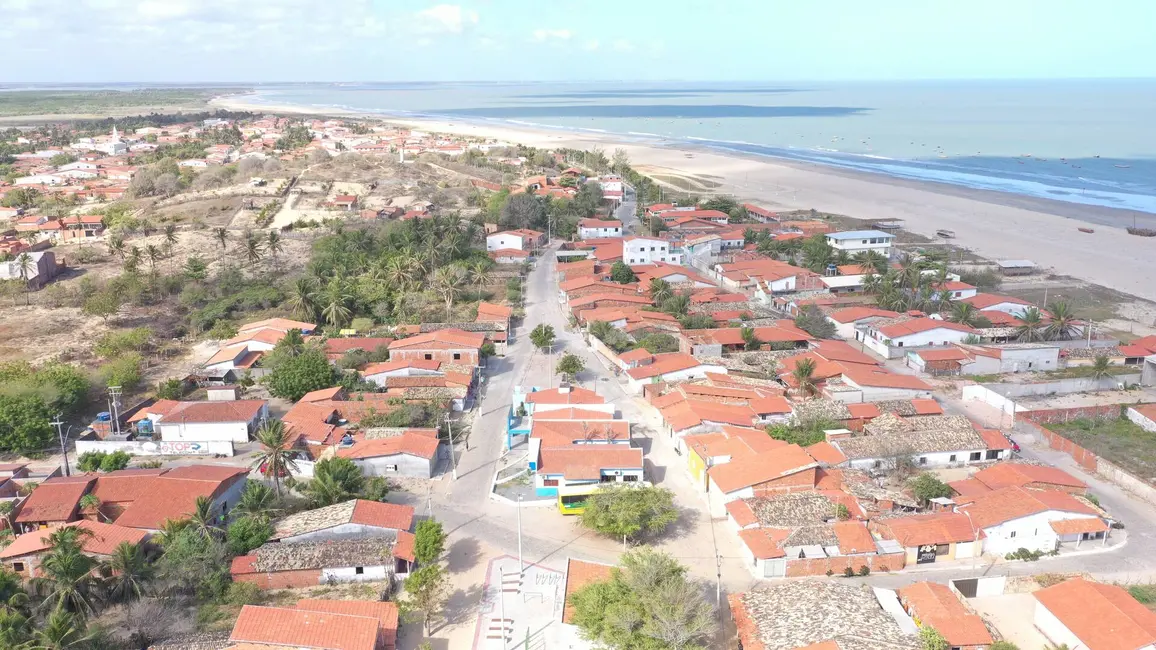 Foto 5 de Terreno / Lote à venda, 1000m2 em Barroquinha - CE