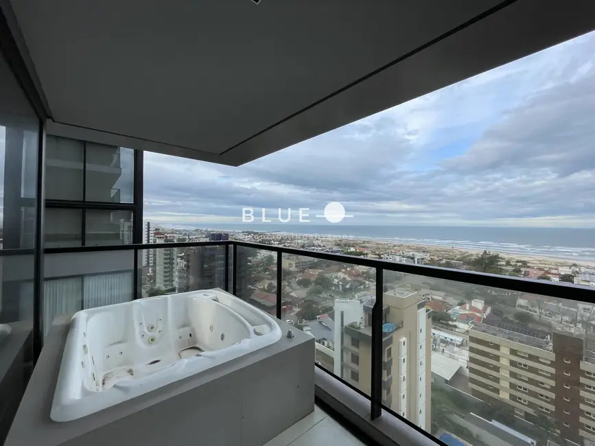 Apartamento com 4 quartos à venda, 215m2 em Torres - RS - imagem 8 Foto 8 de Apartamento com 4 quartos à venda, 215m2 em Torres - RS