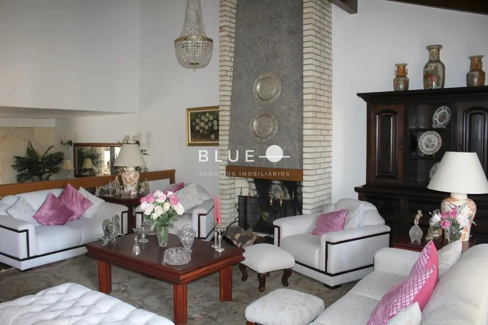 Foto 1 de Casa com 3 quartos à venda, 347m2 em Torres - RS