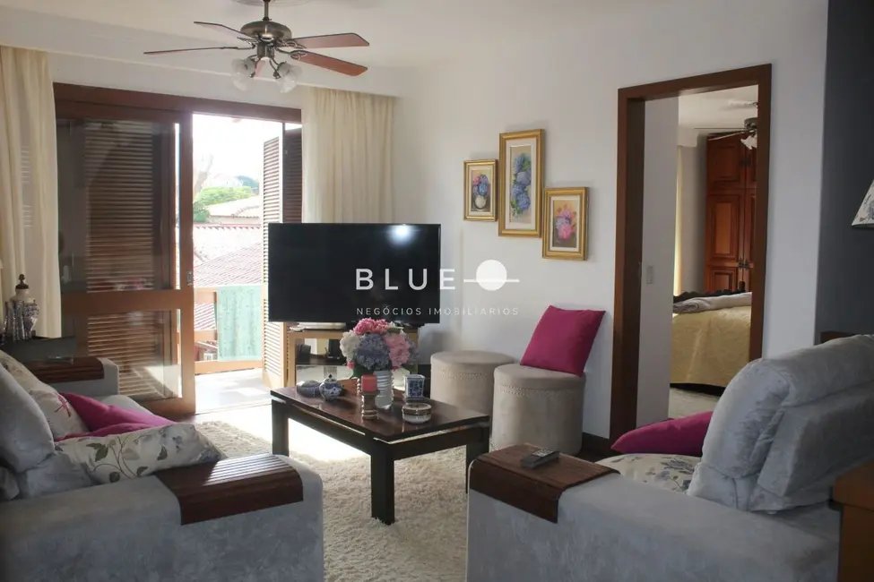 Foto 2 de Casa com 3 quartos à venda, 347m2 em Torres - RS