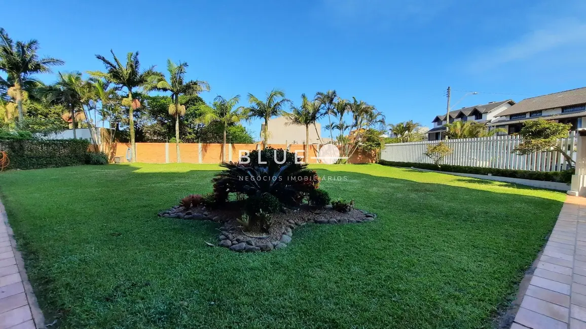 Foto 2 de Apartamento com 3 quartos à venda, 200m2 em Torres - RS