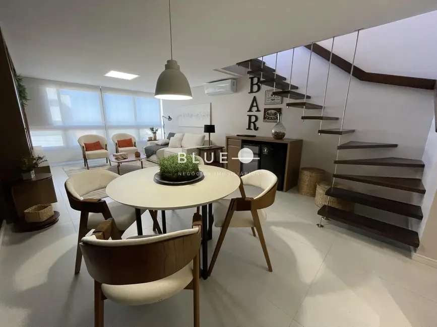 Cobertura com 3 quartos à venda, 224m2 em Torres - RS - imagem 3 Foto 3 de Cobertura com 3 quartos à venda, 224m2 em Torres - RS