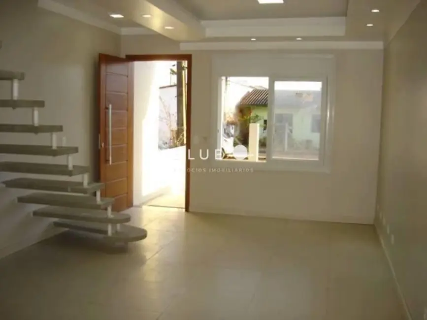 Foto 3 de Sobrado com 2 quartos à venda, 98m2 em Torres - RS