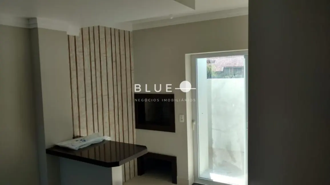 Foto 2 de Sobrado com 2 quartos à venda, 98m2 em Torres - RS