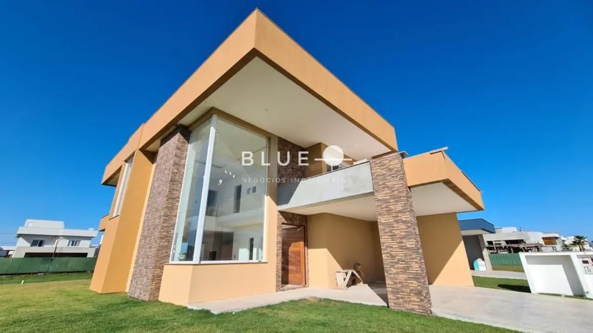 Foto 5 de Casa de Condomínio com 4 quartos à venda, 245m2 em Torres - RS