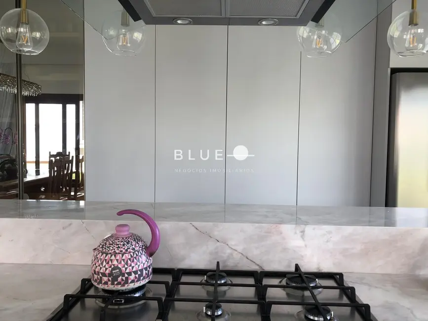 Casa de Condomínio com 4 quartos à venda, 300m2 em Torres - RS - imagem 8 Foto 8 de Casa de Condomínio com 4 quartos à venda, 300m2 em Torres - RS