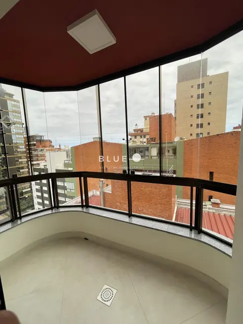 Apartamento com 3 quartos à venda, 180m2 em Torres - RS - imagem 5 Foto 5 de Apartamento com 3 quartos à venda, 180m2 em Torres - RS