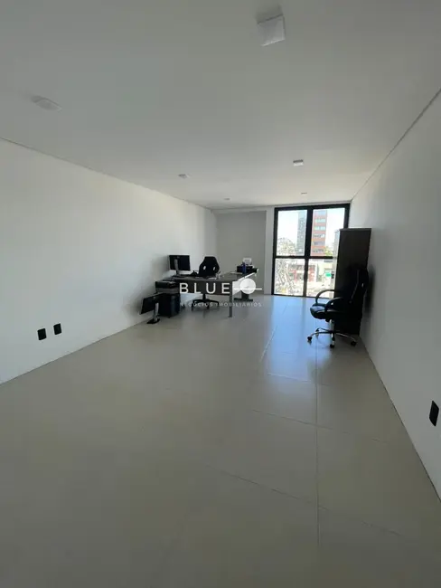Foto 2 de Prédio Inteiro com 1 quarto à venda, 35m2 em Centro, Torres - RS