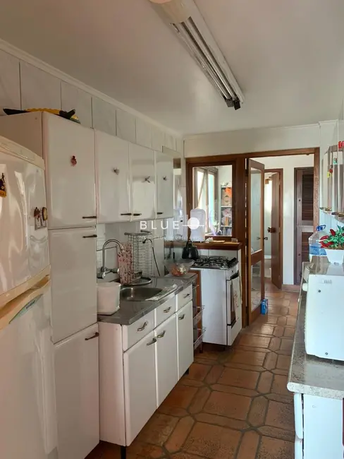 Apartamento com 4 quartos à venda, 191m2 em Centro, Torres - RS - imagem 6 Foto 6 de Apartamento com 4 quartos à venda, 191m2 em Centro, Torres - RS