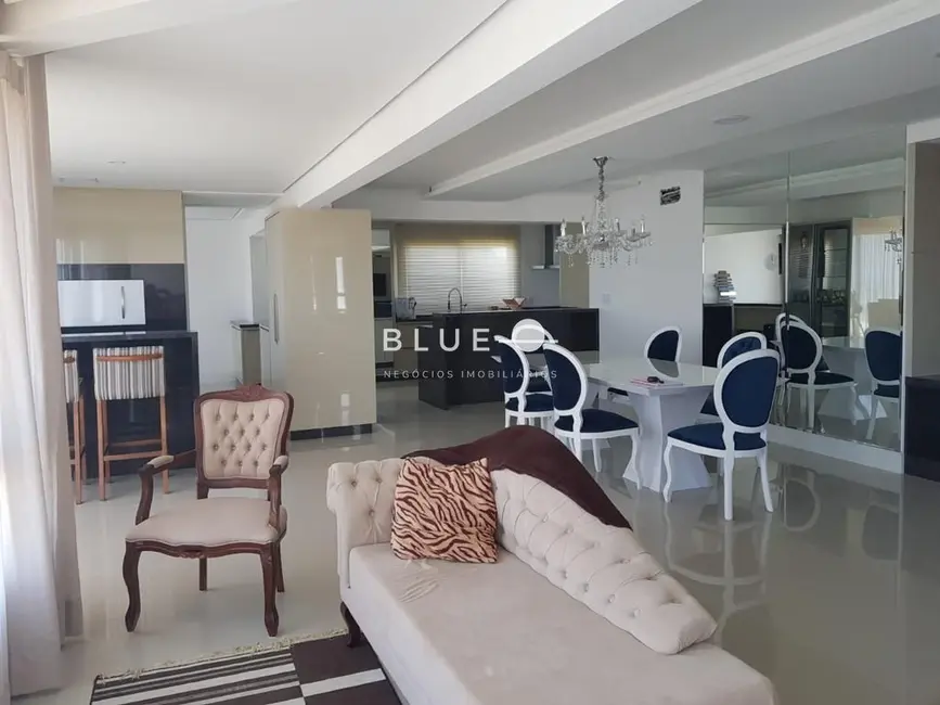 Foto 1 de Apartamento com 4 quartos à venda, 249m2 em Torres - RS