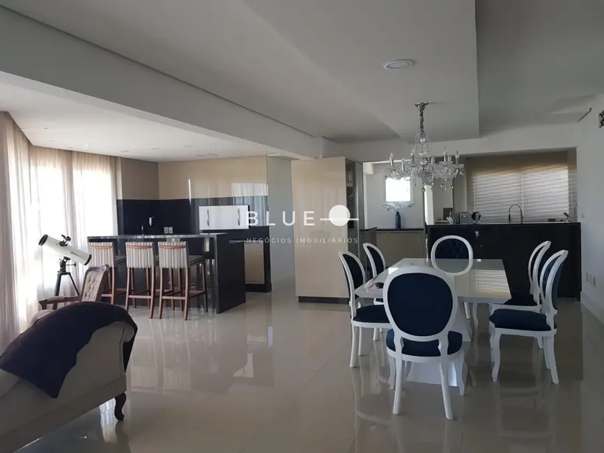 Foto 2 de Apartamento com 4 quartos à venda, 249m2 em Torres - RS