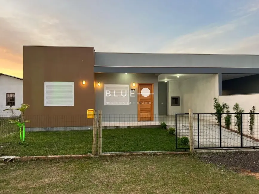 Foto 2 de Casa com 2 quartos à venda, 73m2 em Passo De Torres - SC