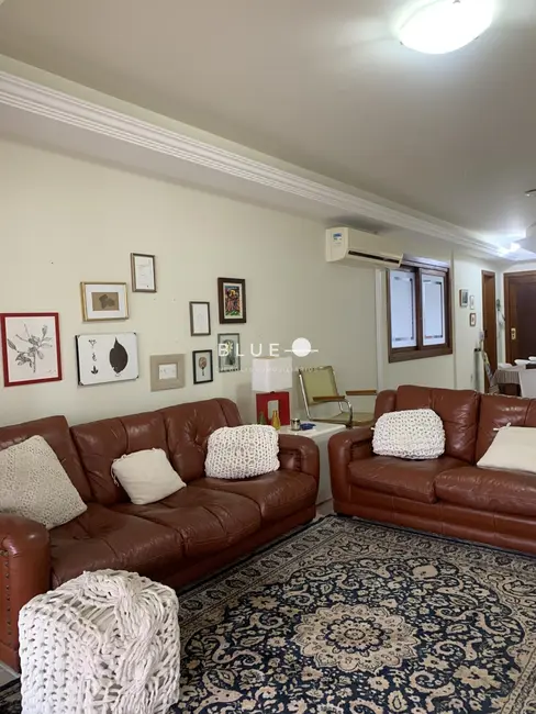 Apartamento com 3 quartos à venda, 132m2 em Torres - RS - imagem 1 Foto 1 de Apartamento com 3 quartos à venda, 132m2 em Torres - RS
