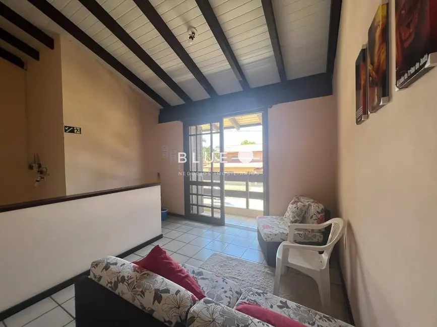 Casa com 10 quartos à venda, 142m2 em Centro, Torres - RS - imagem 6 Foto 6 de Casa com 10 quartos à venda, 142m2 em Centro, Torres - RS