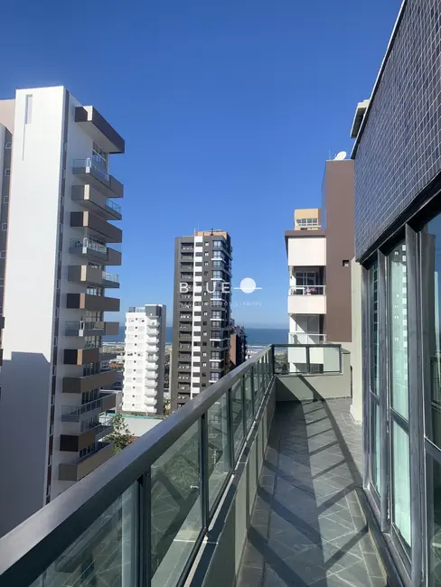 Cobertura com 5 quartos à venda, 270m2 em Centro, Torres - RS - imagem 8 Foto 8 de Cobertura com 5 quartos à venda, 270m2 em Centro, Torres - RS