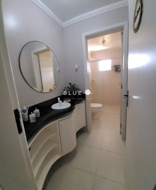 Casa com 5 quartos à venda, 320m2 em Torres - RS - imagem 7 Foto 7 de Casa com 5 quartos à venda, 320m2 em Torres - RS