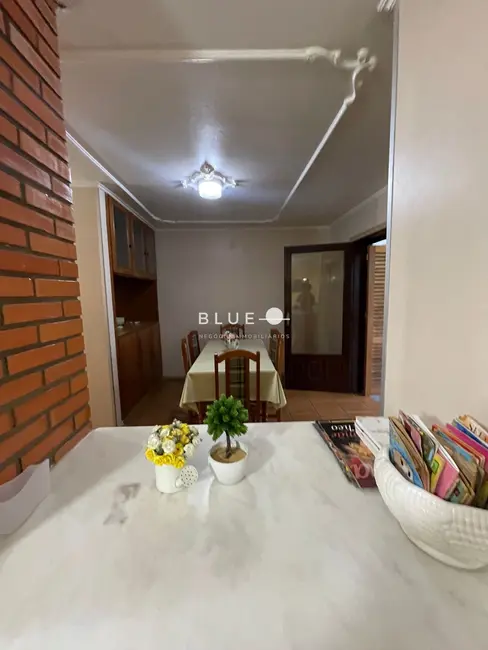 Foto 2 de Casa com 3 quartos à venda, 226m2 em Torres - RS