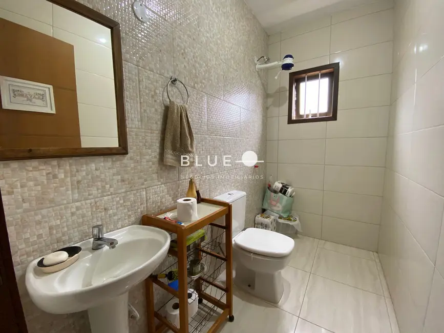 Casa com 2 quartos à venda, 80m2 em Torres - RS - imagem 7 Foto 7 de Casa com 2 quartos à venda, 80m2 em Torres - RS