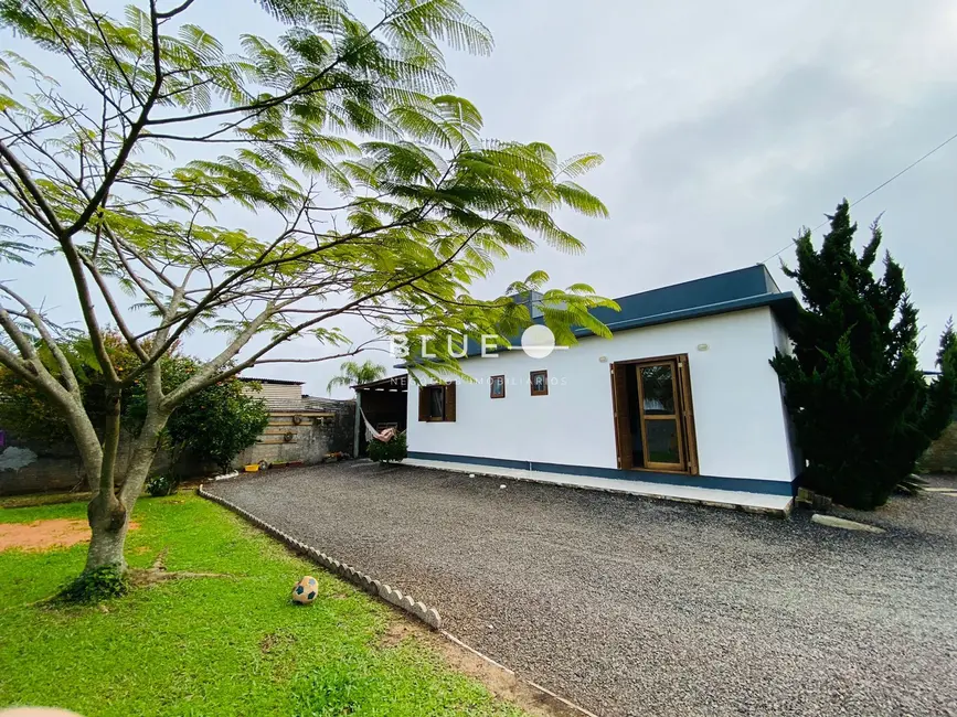 Casa com 2 quartos à venda, 80m2 em Torres - RS - imagem 3 Foto 3 de Casa com 2 quartos à venda, 80m2 em Torres - RS