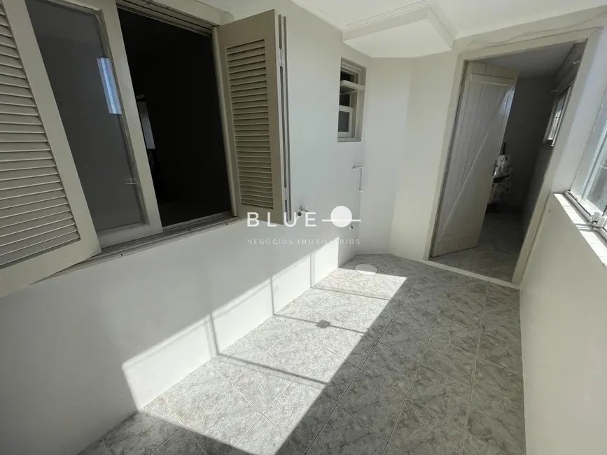 Apartamento com 3 quartos à venda, 103m2 em Centro, Torres - RS - imagem 6 Foto 6 de Apartamento com 3 quartos à venda, 103m2 em Centro, Torres - RS