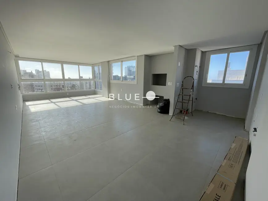 Foto 2 de Apartamento com 2 quartos à venda, 90m2 em Centro, Torres - RS