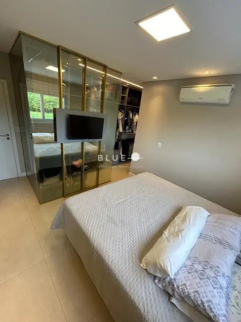 Casa de Condomínio com 4 quartos à venda, 278m2 em Torres - RS - imagem 7 Foto 7 de Casa de Condomínio com 4 quartos à venda, 278m2 em Torres - RS